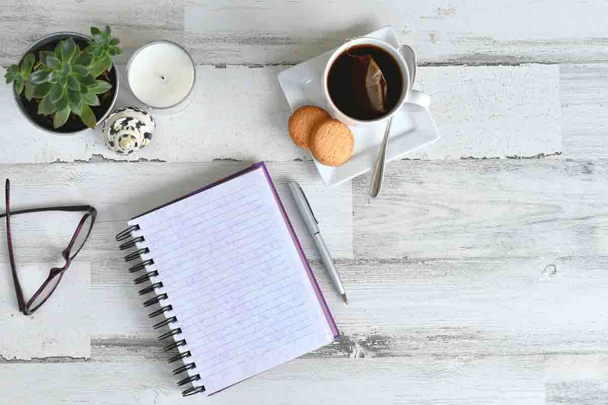 Improve your mood with a gratitude journal